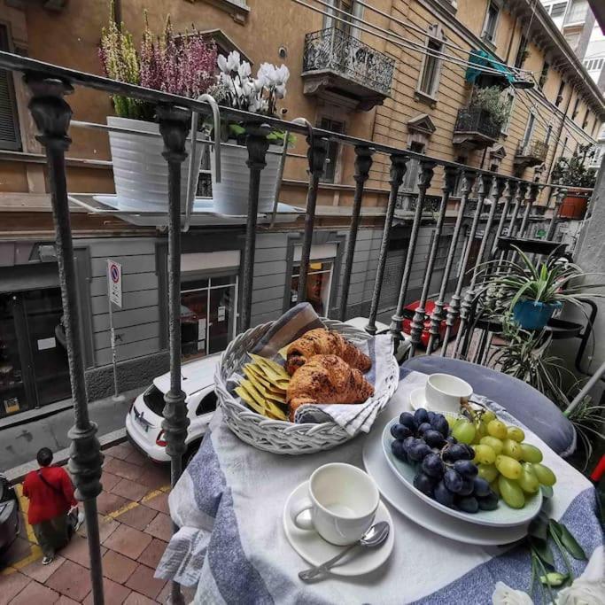 Intero Appartamento Su Via Tortona-Darsena-Navigli Милано Екстериор снимка